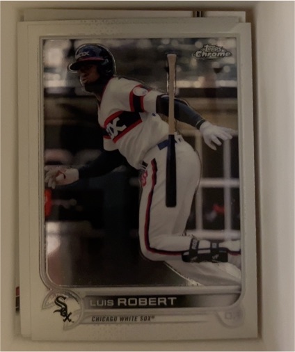 2022 Topps Chrome #137 Luis Robert — front