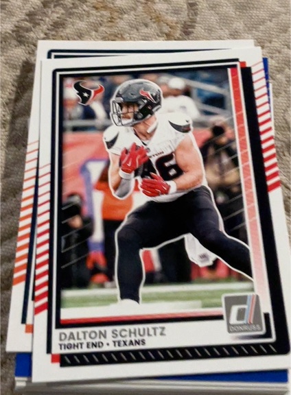 2025 Donruss #27 Dalton Schultz — front