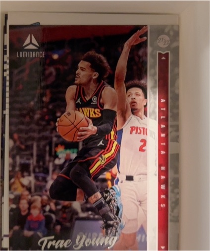 2021-22 Panini Chronicles Luminance #245 Trae Young — front