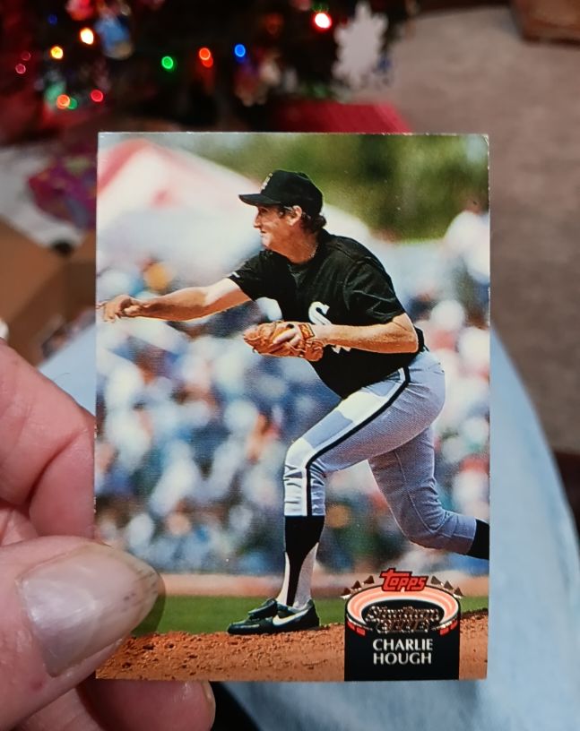 1993 Topps Stadium Club #427 Charlie Hough — front