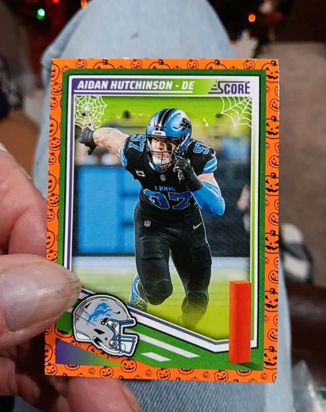 2025 Panini Score-A-Treat #41 Aidan Hutchinson — front