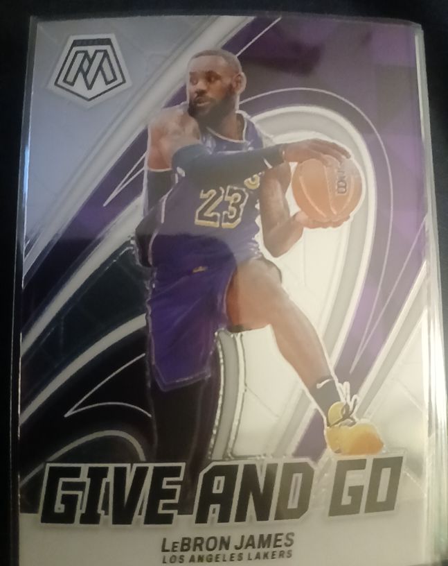 2023 Panini Mosaic Give and Go LeBron James — front