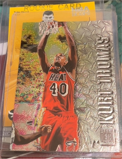 1996-97 Fleer Metal #54 Kurt Thomas — front