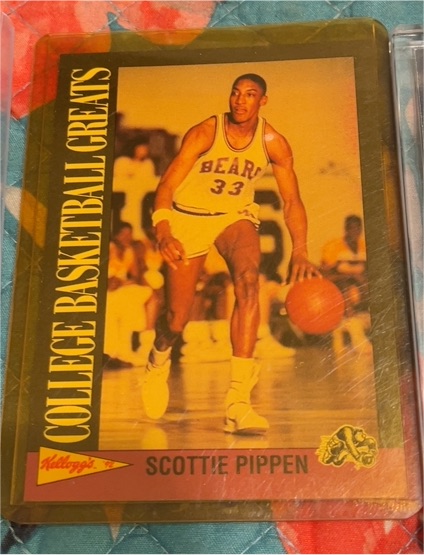 1992 Kellogg's College Basketball Greats #17 Scottie Pippen — front