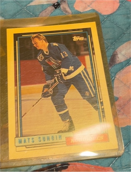 1992 Topps #415 Mats Sundin — front