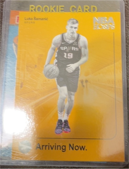 2019-20 Panini NBA Hoops #19 Luka Samanic Arriving Now — front