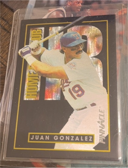 1993 Pinnacle Home Run Club #1 Juan Gonzalez — front