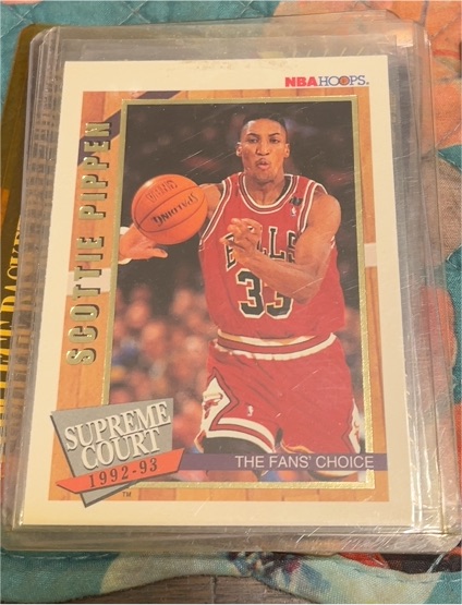 1992-93 NBA Hoops Supreme Court #SC2 Scottie Pippen — front