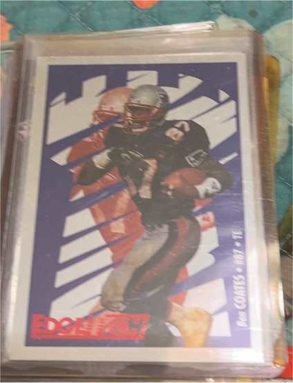 1990 SkyBox #90 Len Dawkins — front