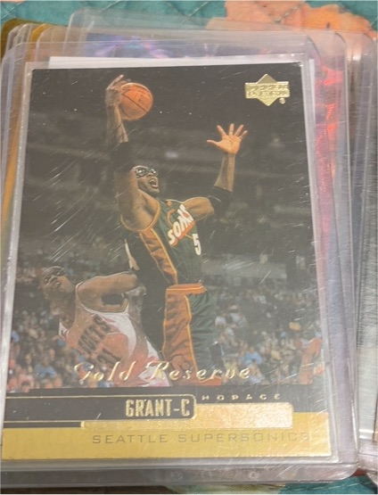 1999-00 Upper Deck Gold Reserve #278 Horace Grant — front