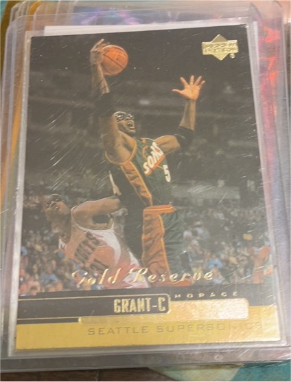 1999-00 Upper Deck Gold Reserve #C Gary Payton — front