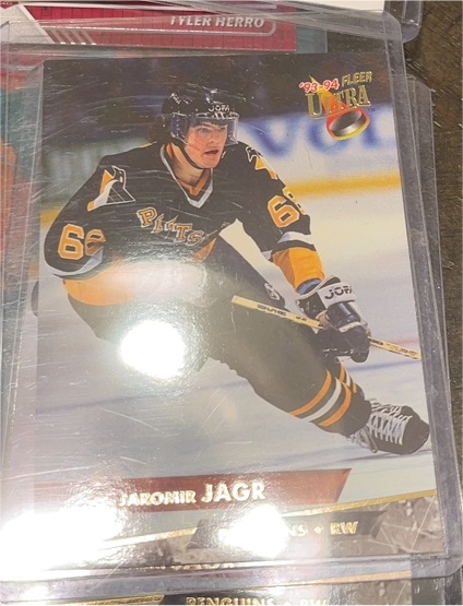1993-94 Fleer Ultra #65 Jaromir Jagr — front