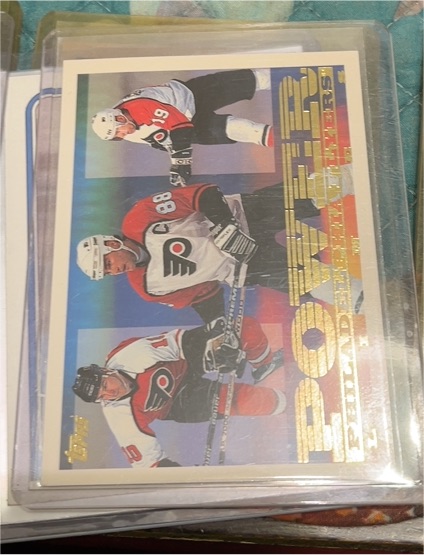 1995-96 Topps Power Lines #1PL John LeClair Eric Lindros Mikael Renberg — front