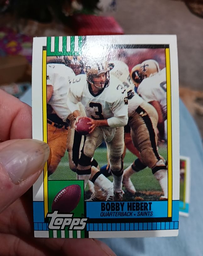 1990 Topps #237 Bobby Hebert — front