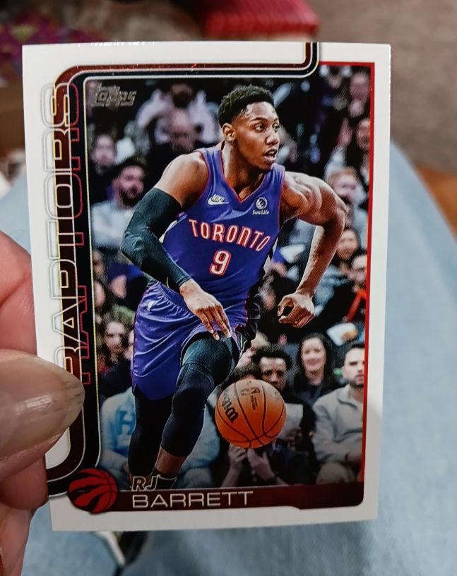 2025-26 Topps #33 RJ Barrett — front