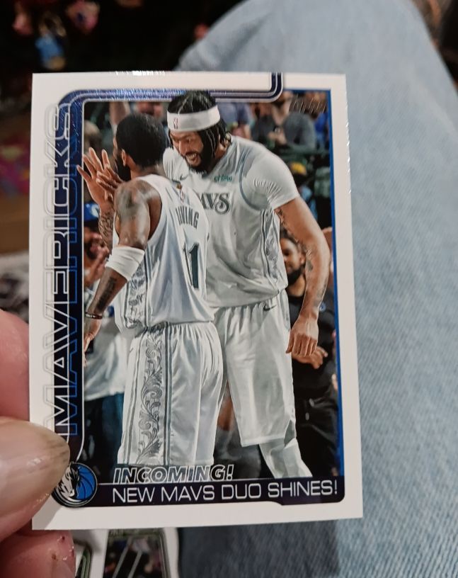 2025-26 Topps #296 Incoming! New Mavs Duo Shines! — front