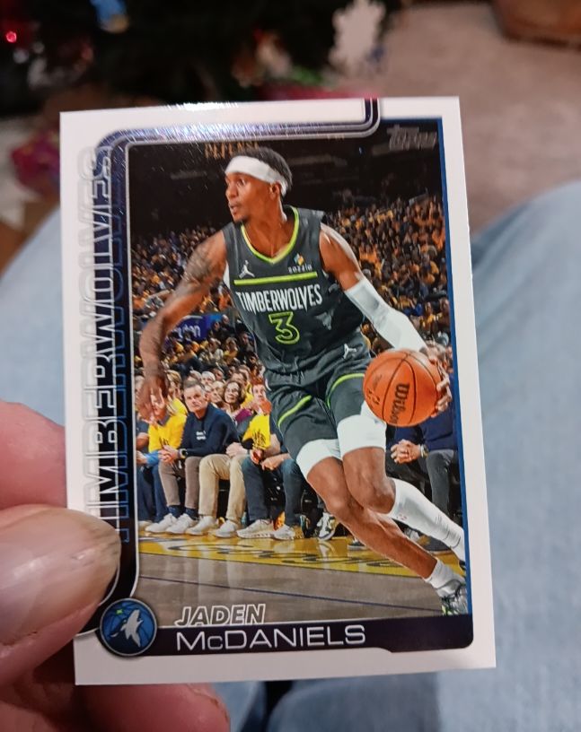 2025-26 Topps #248 Jaden McDaniels — front
