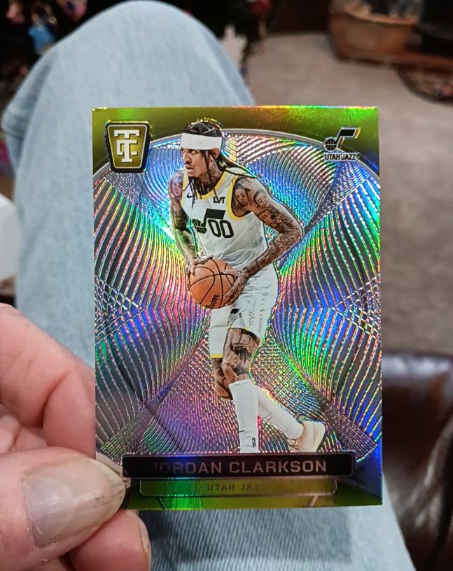 2024-25 Panini Totally Certified #118 Jordan Clarkson Mirror Platinum — front
