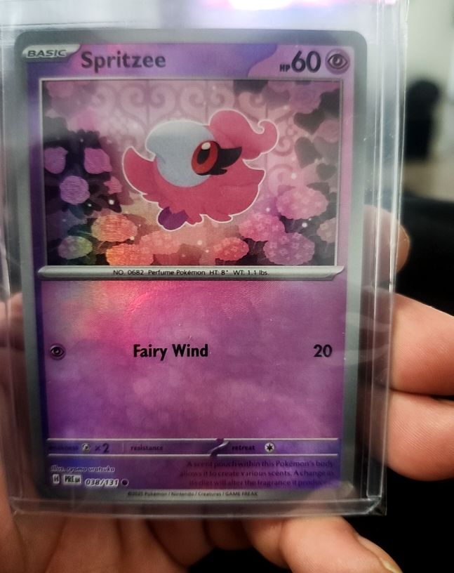 2021 Pokémon TCG Prismatic Evolutions #038 Spritzee — front