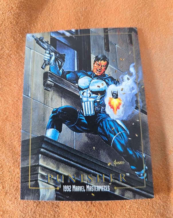 1992 SkyBox Marvel Masterpieces #73 Punisher — front