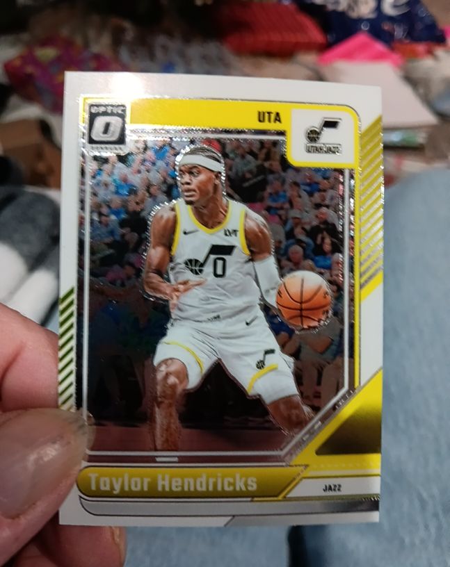 2024-25 Panini Donruss Optic #203 Taylor Hendricks — front