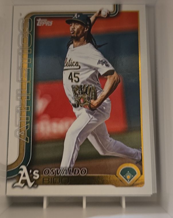 2025 Topps Series 2 #565 Osvaldo Bido — front