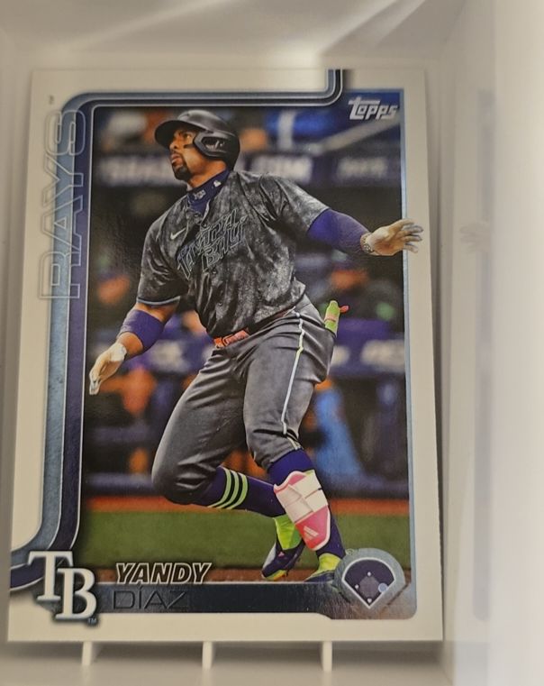 2025 Topps Series 2 #402 Yandy Diaz — front