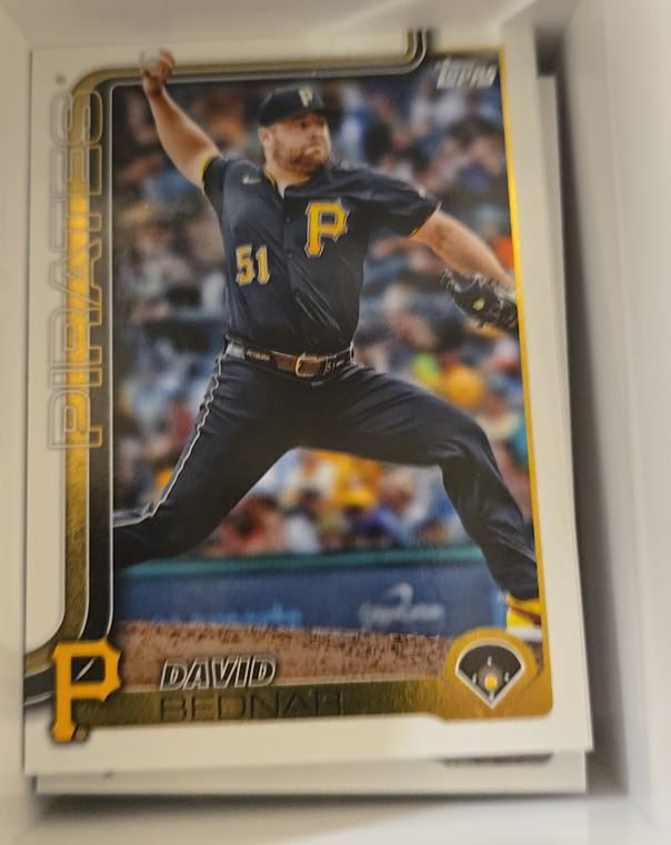 2025 Topps Series 2 #381 David Bednar — front