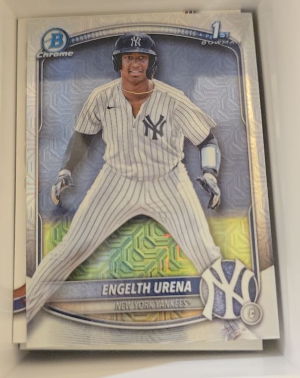 2025 Bowman Chrome #BCP-16 Engelth Urena — front