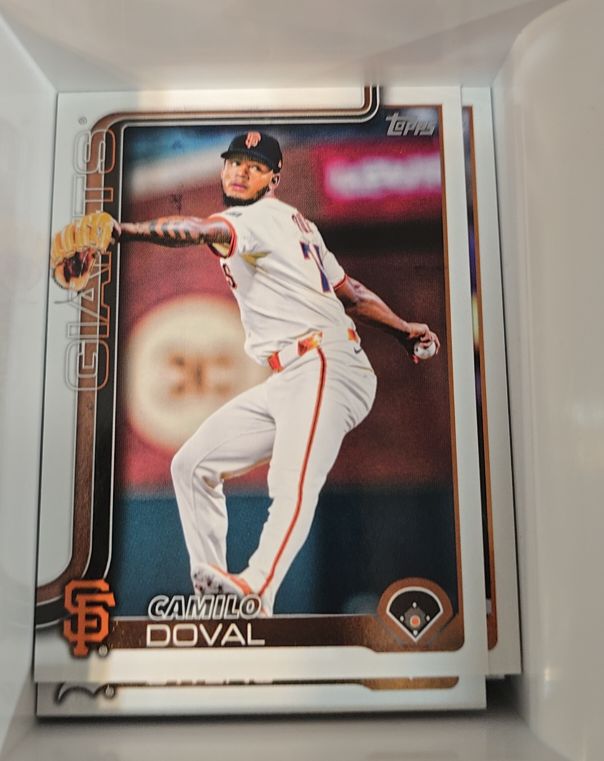 2025 Topps Update #US328 Camilo Doval — front