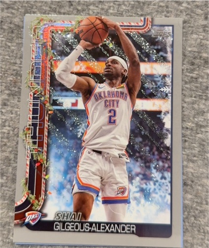 2025-26 Topps Holiday #H90 Shai Gilgeous-Alexander — front