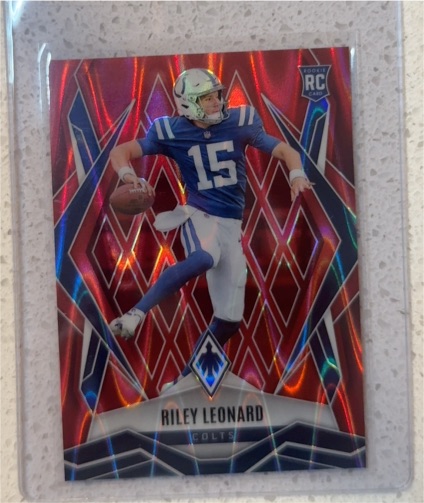 2025 Panini Phoenix #170 Riley Leonard — front