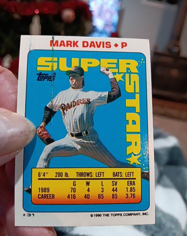 1990 Topps Stickers #31 Mark Davis — front
