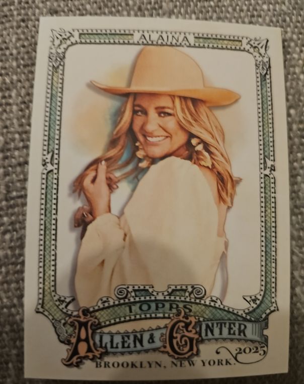 2025 Topps Allen & Ginter #252 Lauren Alaina — front