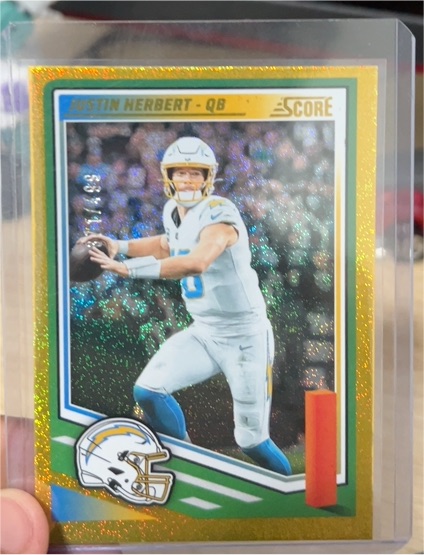 2025 Panini Score #220 Justin Herbert — front