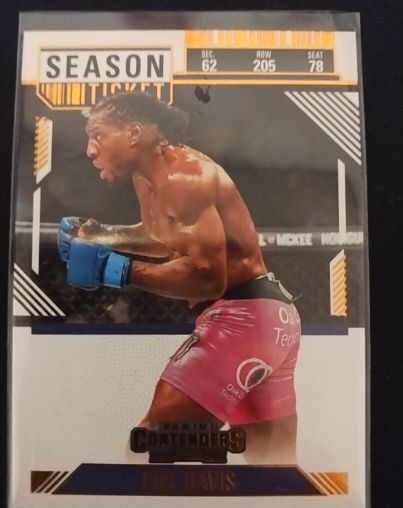 2025 Panini Contenders PFL #64 Phil Davis — front