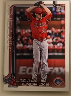 2025 Topps Update #US136 Kyle Hendricks — front