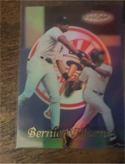 1999 Topps Gold Label Bernie Williams — front