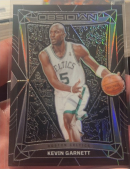 2023-24 Panini Obsidian #39 Kevin Garnett — front