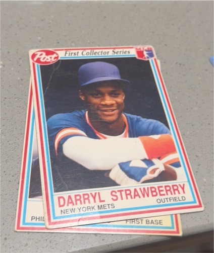 1990 Post #10 Darryl Strawberry — front