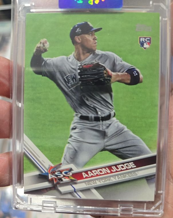 2017 Topps Update Series #US166 Aaron Judge — front