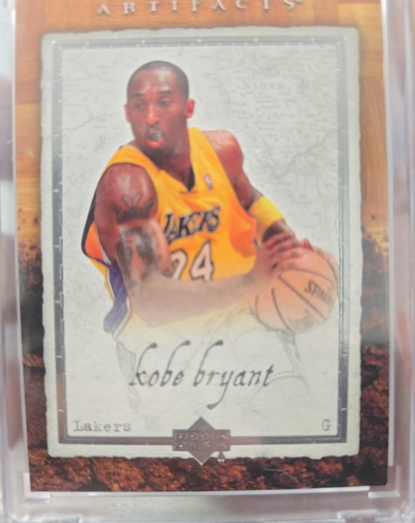 2007-08 Upper Deck Artifacts #40 Kobe Bryant — front