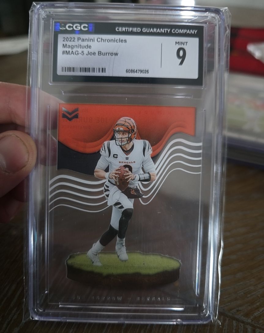 2022 Panini Chronicles Magnitude #MAG-5 Joe Burrow — front