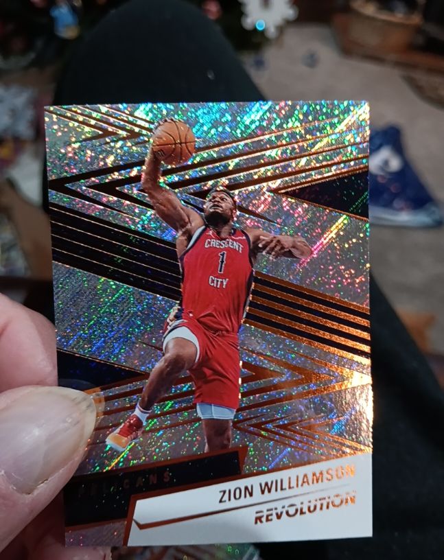 2024-25 Panini Revolution #50 Zion Williamson — front