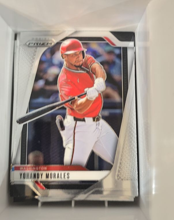 2025 Panini Prizm #190 Yohandy Morales — front