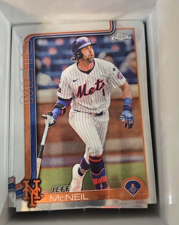 2025 Topps Chrome #167 Jeff McNeil — front
