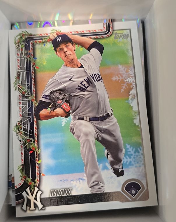 2025 Topps Holiday #H119 Max Fried — front