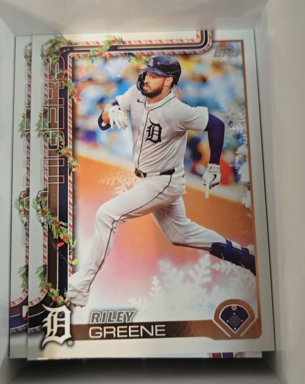 2025 Topps Holiday #H76 Riley Greene — front