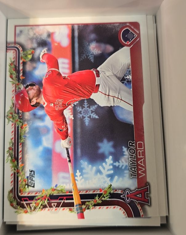 2025 Topps Holiday #H134 Taylor Ward — front