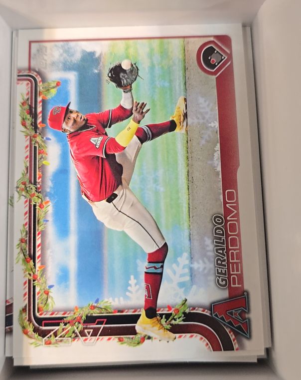 2025 Topps Holiday #H93 Geraldo Perdomo — front